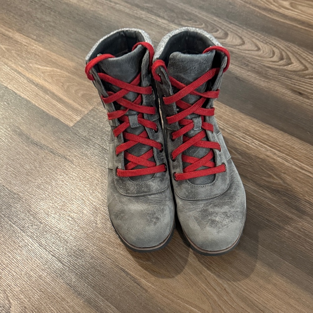 Gray Boots with Red Laces